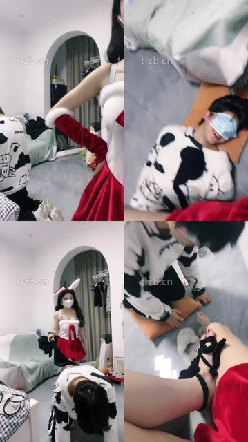 【智恩】圣诞女神S-踩踏/舔闻黑丝/内裤套头/吃卫生巾