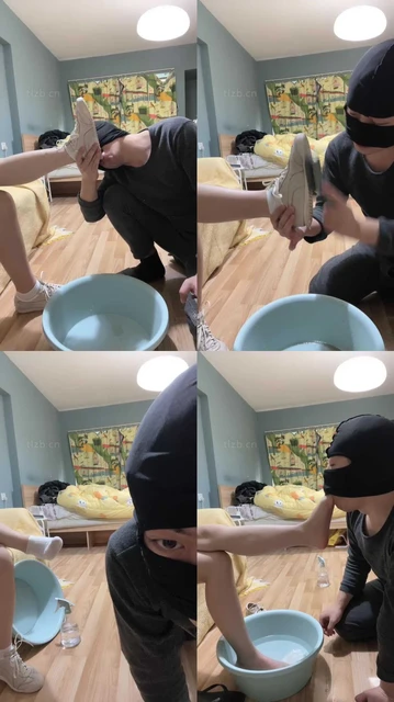 【黑泽兮】刷鞋匠实录-清理超脏小白鞋棉袜