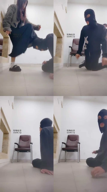 【女生也能很暴力】连环耳光狂抽/重度踢踹踩踏/舔闻毛拖鞋