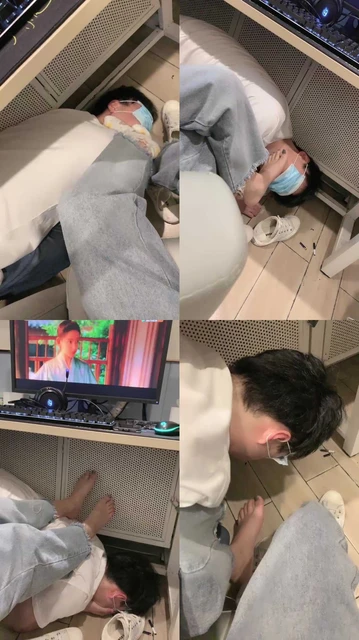 【嘟嘟】网吧专用舔脚狗