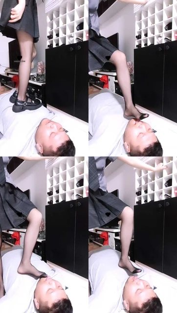 【安七】黑丝美腿全体重踩踏【双视角版】