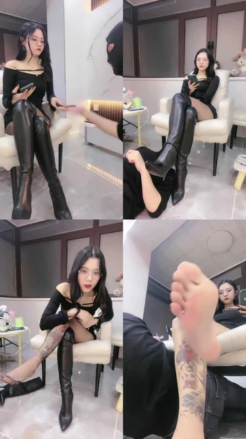 【初见】长靴黑丝御姐辱地毯