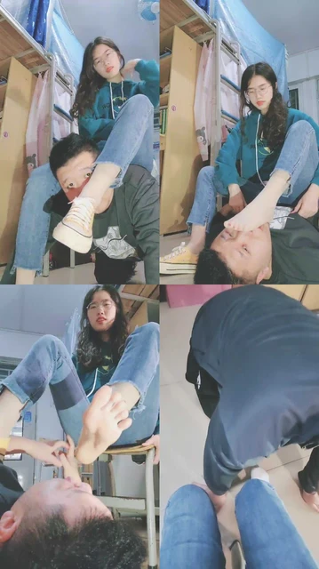 【嘉妮】场景调-真实大学宿舍-骑马闻臭脚/棉袜窒息/转胯爬行