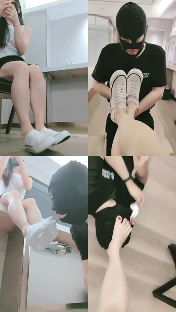 【妮蔻】帆布鞋船袜气味辱/踩狗脸/鞋插嘴/袜子塞嘴