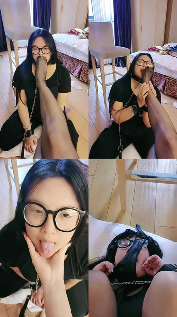 【诗恩大大】母畜-闻舔内裤发骚/迷恋黑丝【完整版】