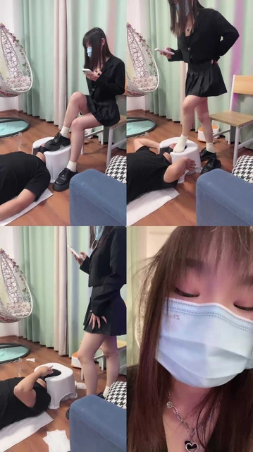 【馨馨S】萝莉主皮鞋白袜辱哥哥