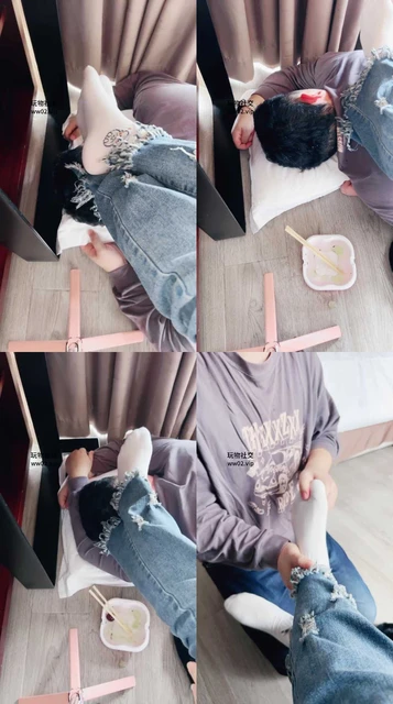 【苏儿】原味白袜脚下喂食