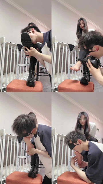 【蜜雪】抖M男友清理长靴裸足/闻鞋窝