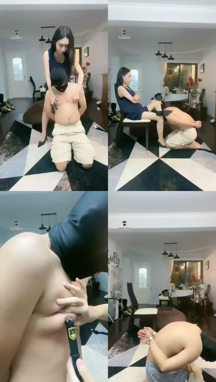 【伊茜】电击虐乳舔脚 