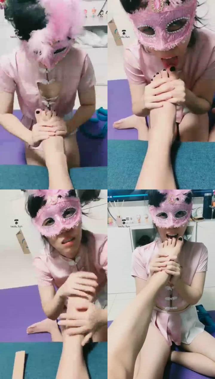 【婳儿M】小女奴帮主人放松放松 