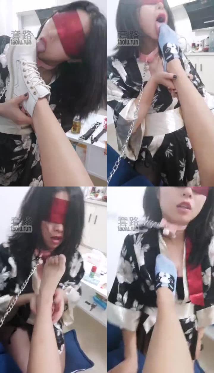 【微甜】TJ你们想怎么玩 女奴舔脚 舔棉袜  